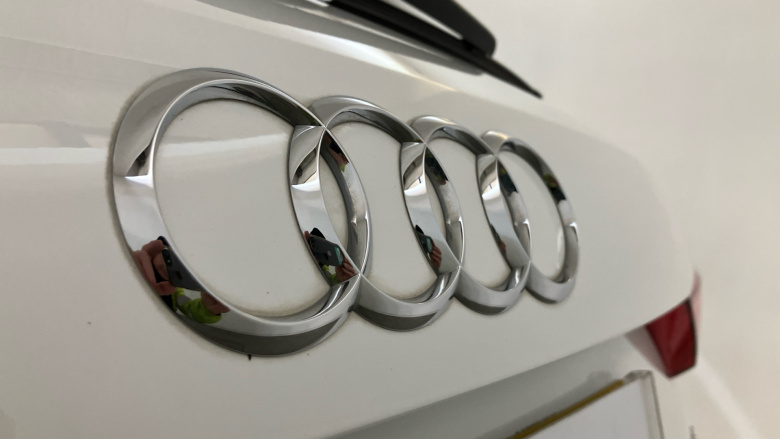 Audi Q3 35 TFSI S Line 5dr S Tronic Petrol Estate